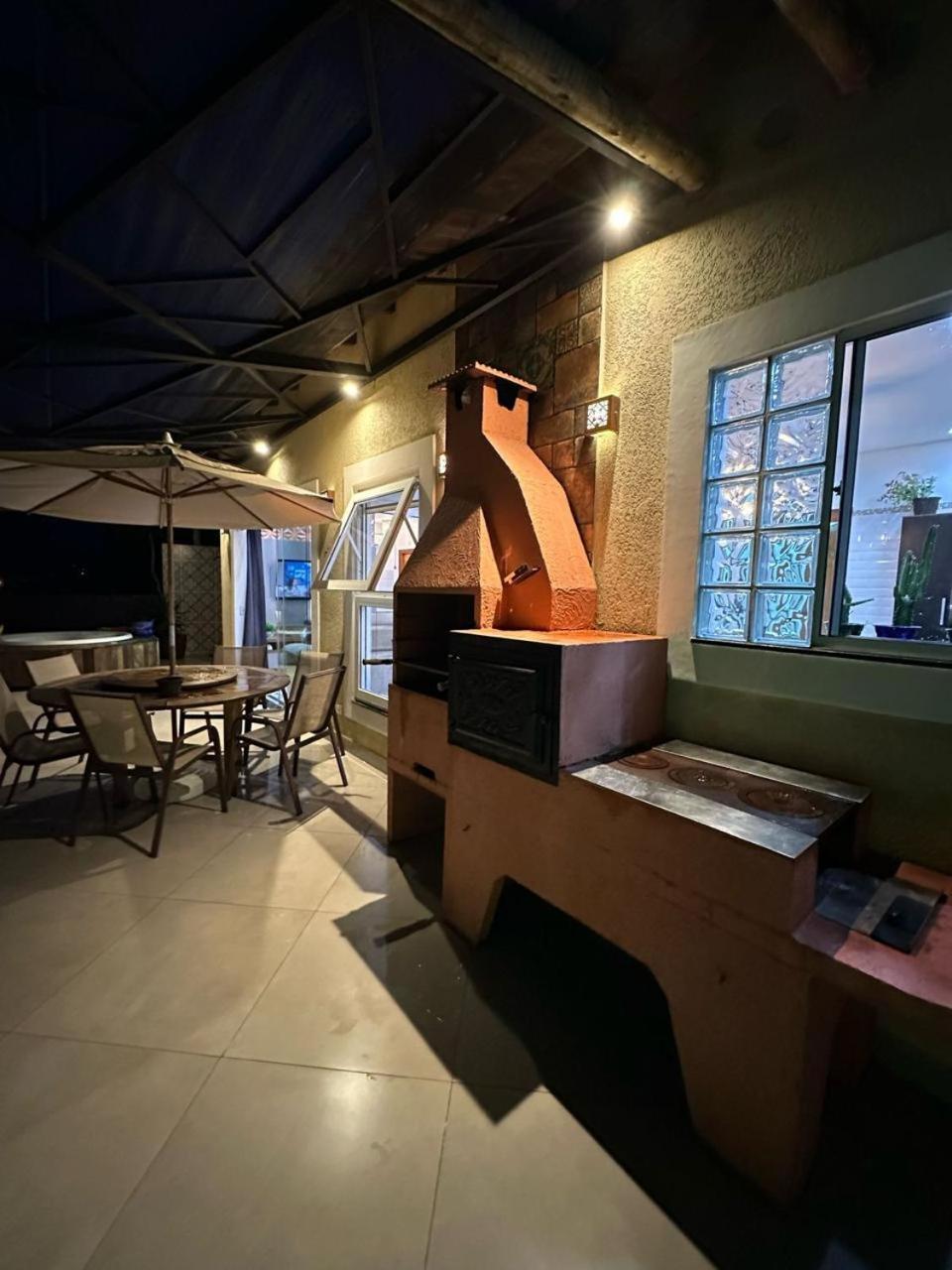 Casa De Com Vista O Mar * Sao Sebastiao (Sao Paulo)