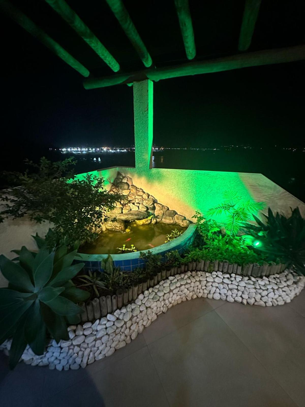 Casa De Com Vista O Mar